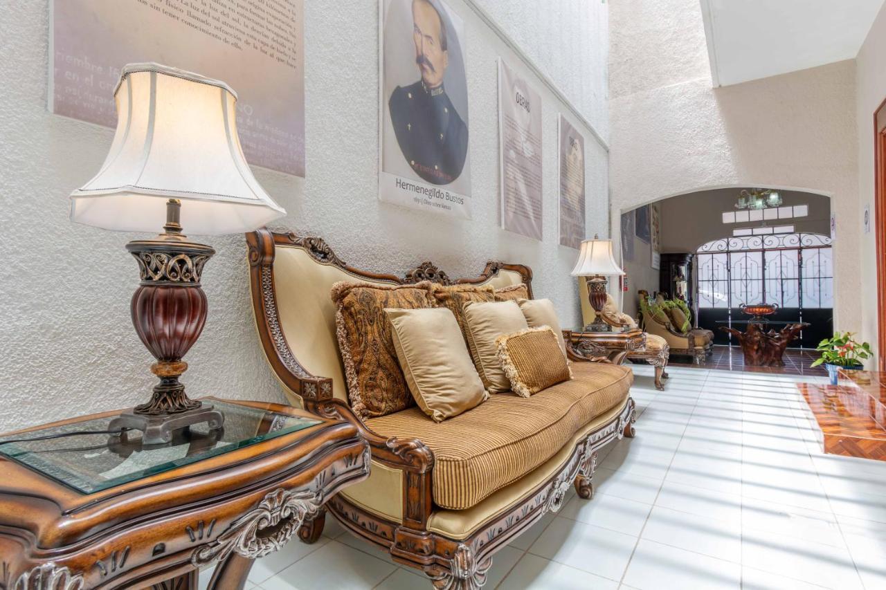 Hosteria Casa Marquez Леон Экстерьер фото