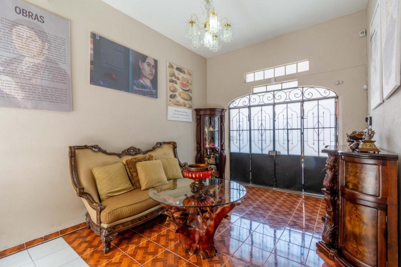 Hosteria Casa Marquez Леон Экстерьер фото