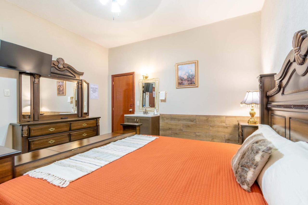 Hosteria Casa Marquez Леон Экстерьер фото