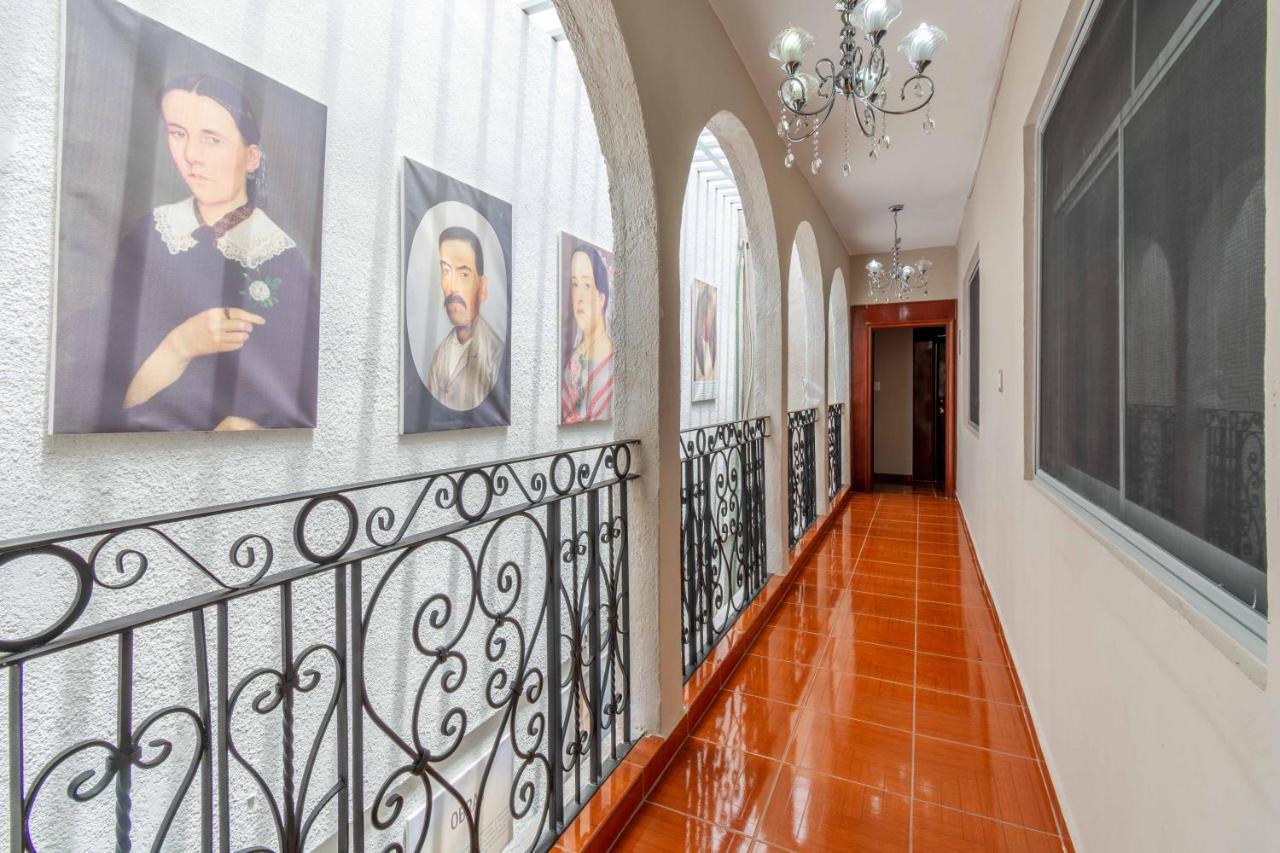 Hosteria Casa Marquez Леон Экстерьер фото