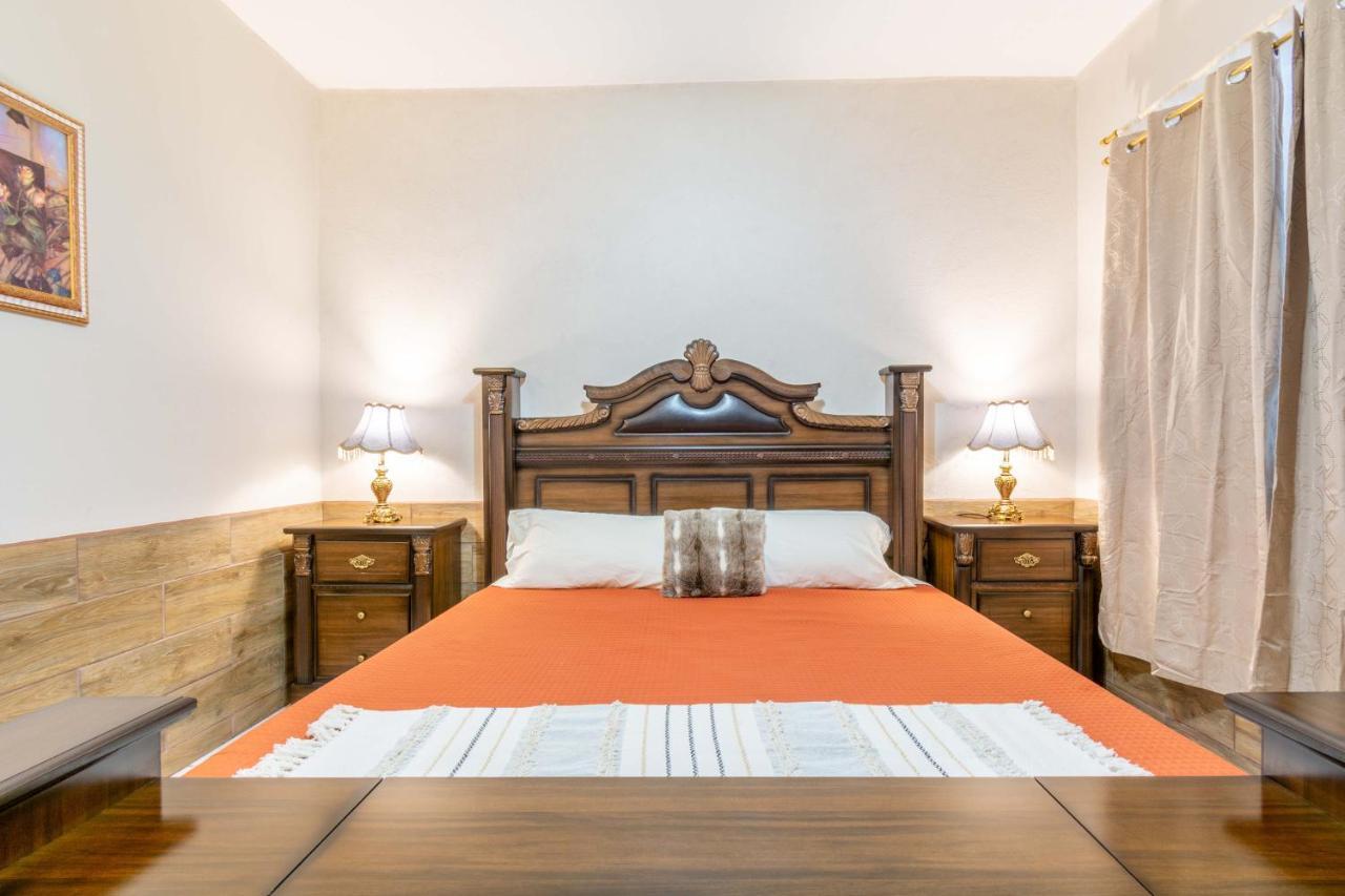 Hosteria Casa Marquez Леон Экстерьер фото
