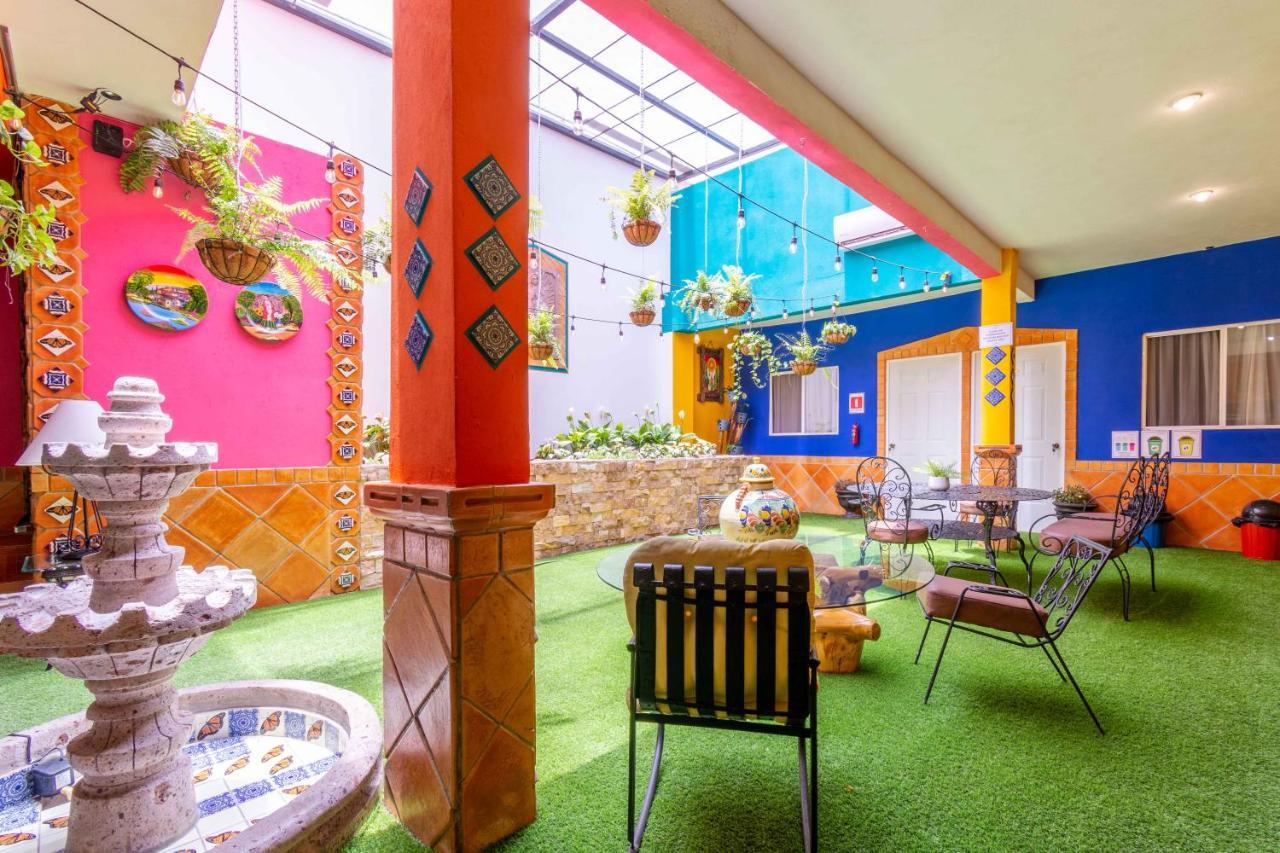 Hosteria Casa Marquez Леон Экстерьер фото