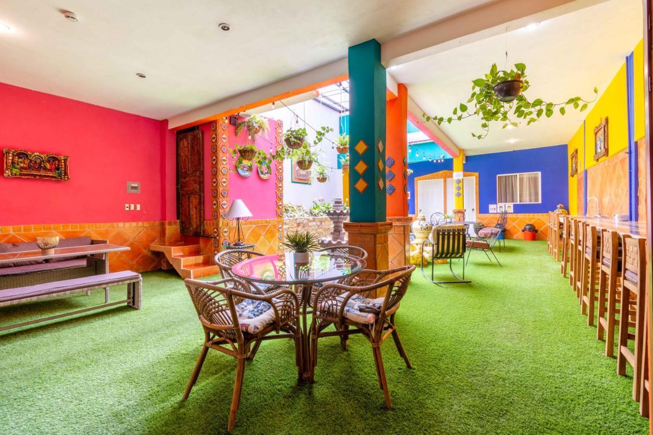 Hosteria Casa Marquez Леон Экстерьер фото
