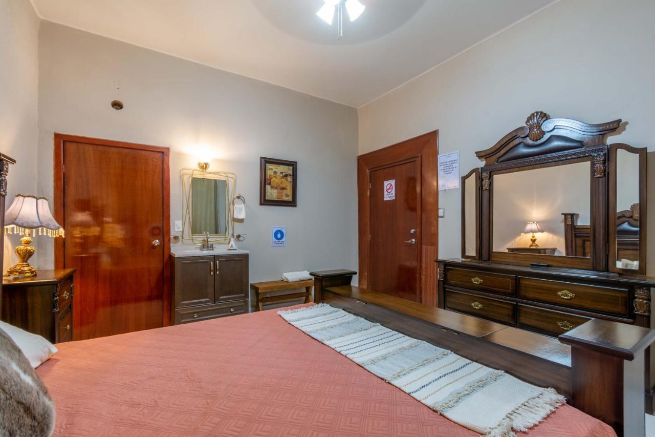 Hosteria Casa Marquez Леон Экстерьер фото