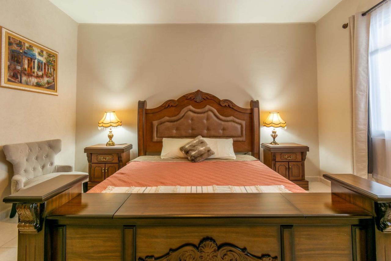 Hosteria Casa Marquez Леон Экстерьер фото