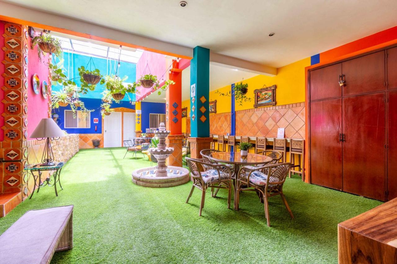 Hosteria Casa Marquez Леон Экстерьер фото